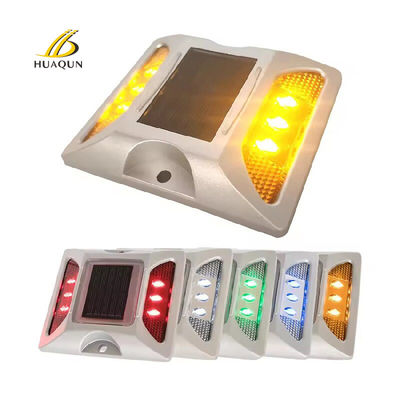ซื้อ ไฟฟ้าแสงอาทิตย์ LED Road Stud ทนต่อสภาพอากาศเพื่อความปลอดภัยทางถนน การผลิตออนไลน์